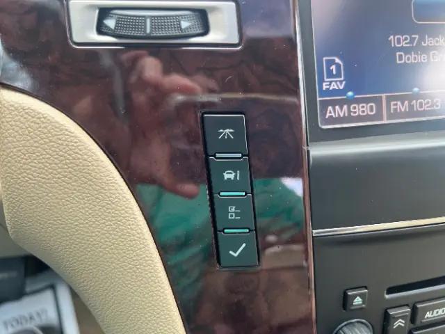 2012 Cadillac Escalade Premium