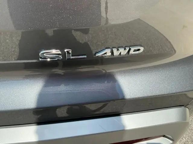 2024 Nissan Pathfinder SL 4WD