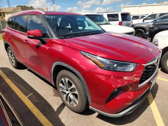 2022 Toyota Highlander XLE for sale in Sugar Land, TX