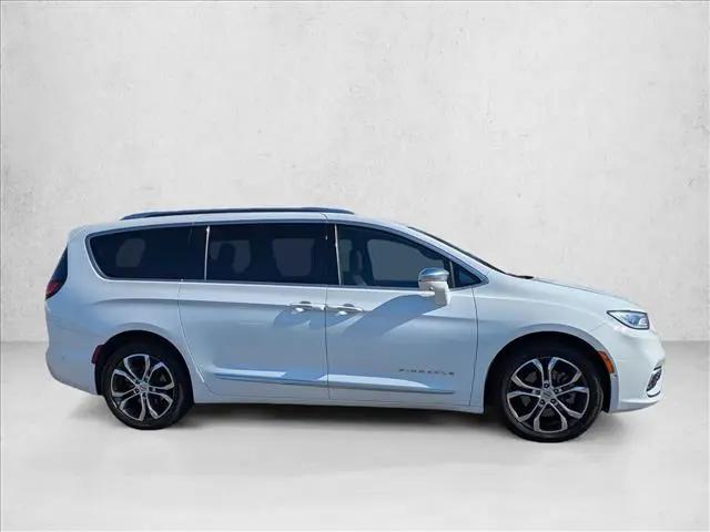 2022 Chrysler Pacifica Pinnacle AWD