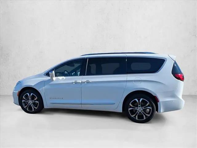 2022 Chrysler Pacifica Pinnacle AWD