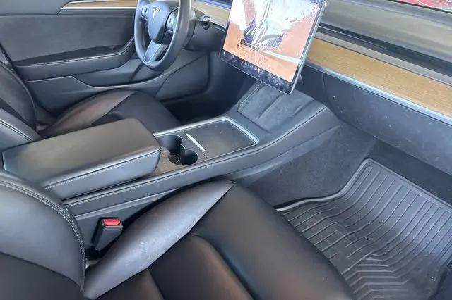 2023 Tesla Model 3 Rear-Wheel Drive