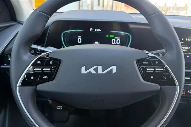 2026 Kia Niro EX