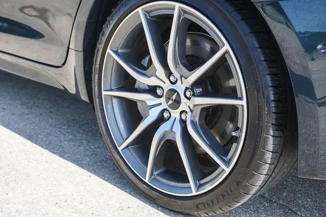 2025 Genesis G70 2.5T RWD