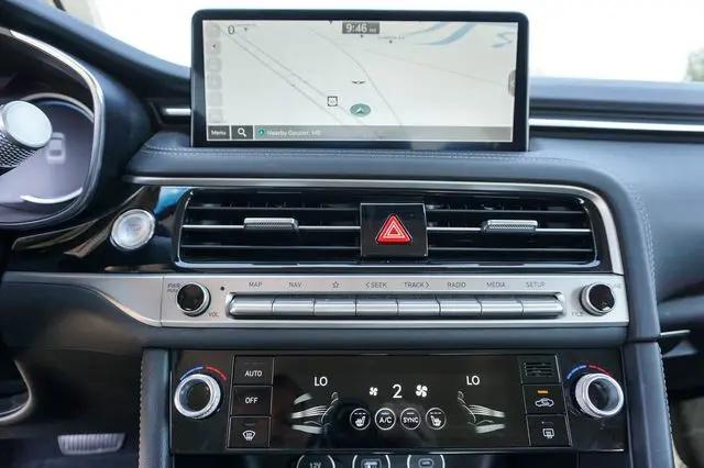 2025 Genesis G70 2.5T RWD