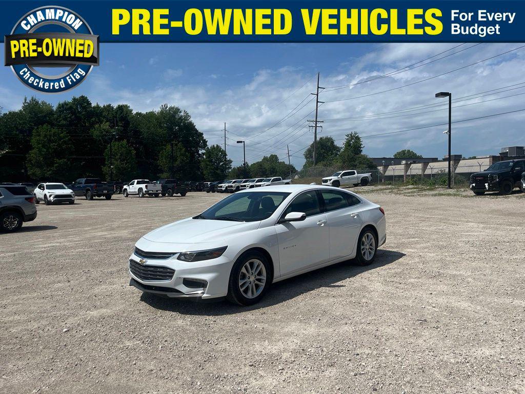 Summit White 2017 Chevrolet Malibu Sedan Front-Wheel Drive Automatic