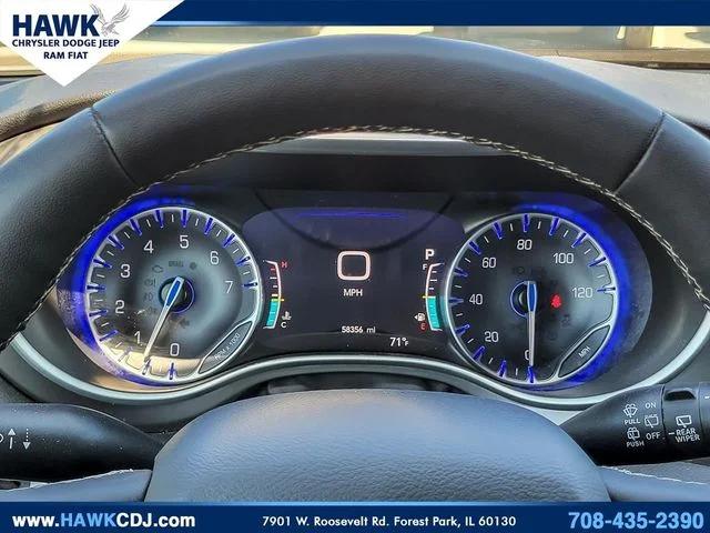 2025 Chrysler Pacifica Select