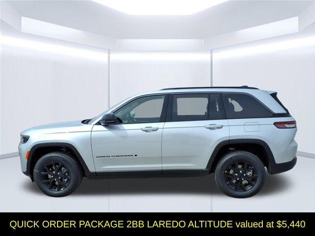 2026 Jeep Grand Cherokee Altitude 4x4