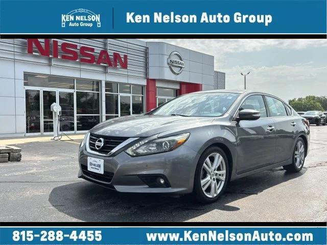 2017 Nissan Altima 3.5 SL for sale in Dixon, IL