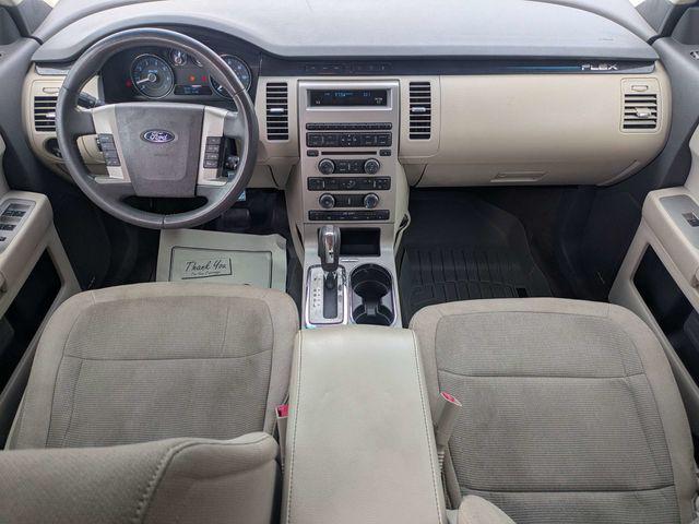 2010 Ford Flex SE