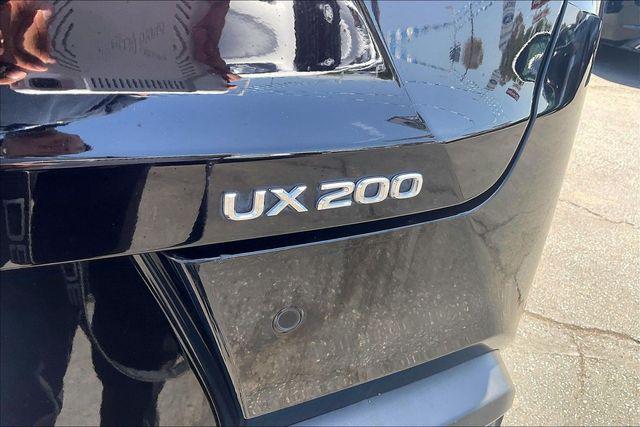 2019 Lexus UX 200 Base