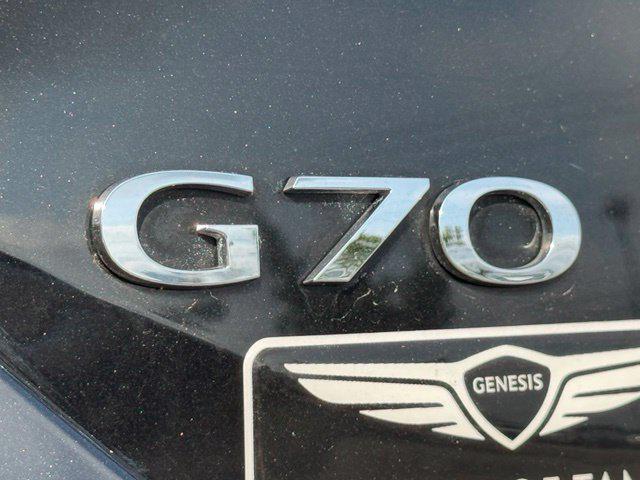 2022 Genesis G70 2.0T RWD