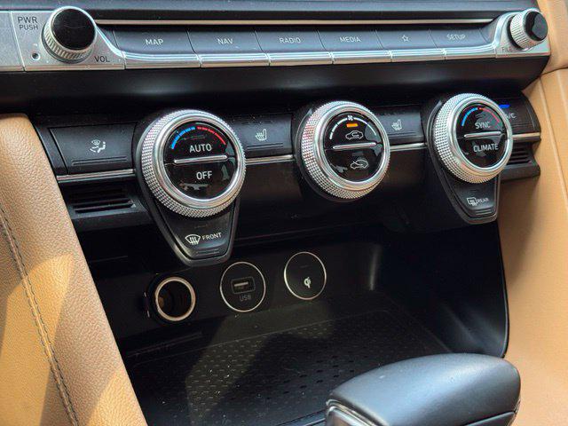 2022 Genesis G70 2.0T RWD