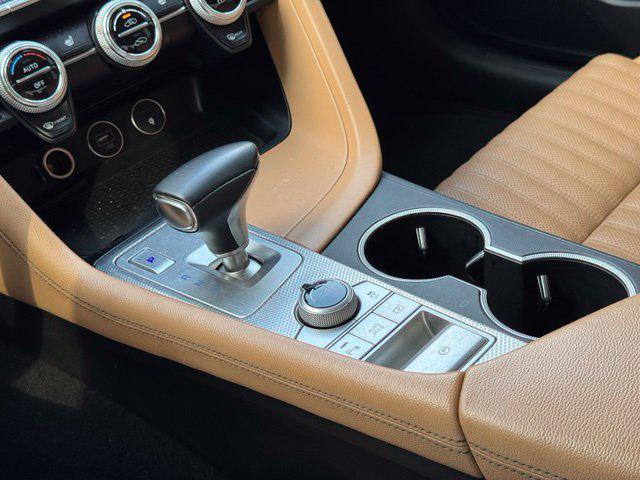 2022 Genesis G70 2.0T RWD