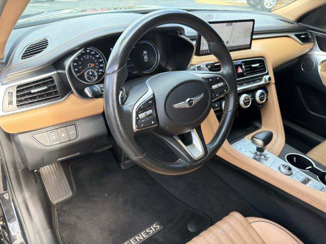 2022 Genesis G70 2.0T RWD