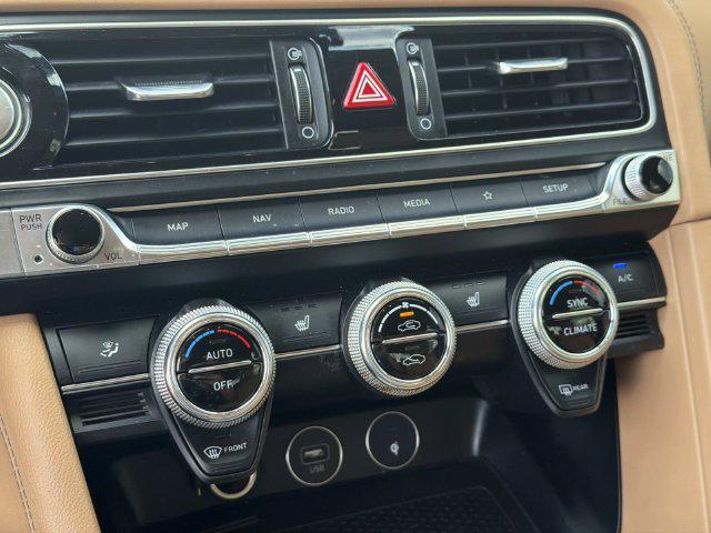 2022 Genesis G70 2.0T RWD