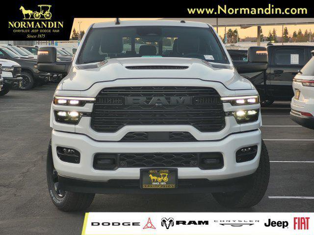 2027 RAM 3500 RAM 3500 LARAMIE MEGA CAB 4X4 64 BOX 2027 RAM 3500 RAM 3500 LARAMIE MEGA CAB 4X4 64 BOX