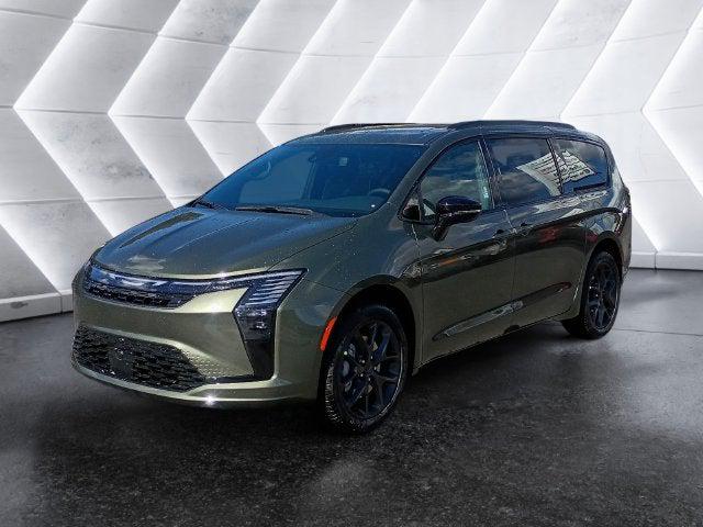2027 Chrysler Pacifica Limited AWD for sale in Littleton, NH