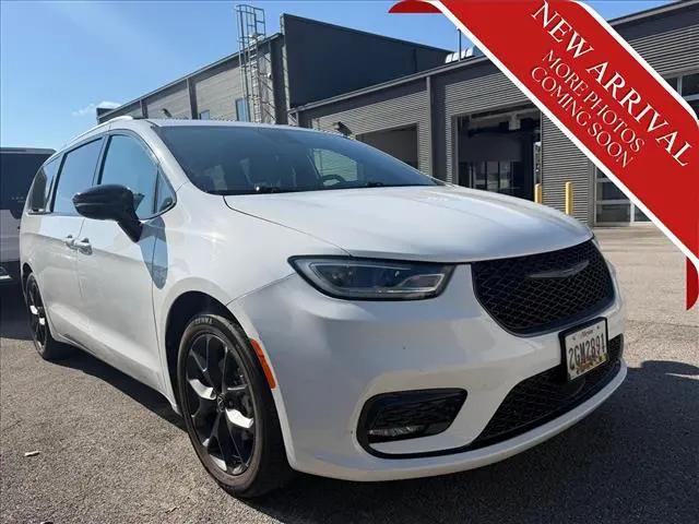 2025 Chrysler Pacifica Limited for sale in Glasgow, KY