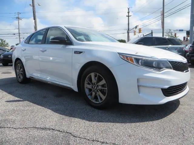 2017 Kia Optima LX Turbo for sale in Wickliffe, OH
