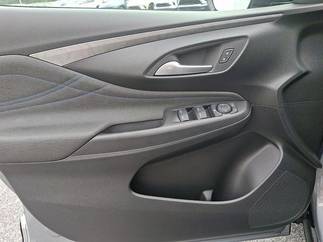 2026 Buick NV Sport Touring FWD