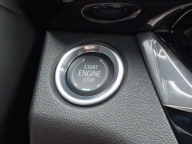 2026 Buick NV Sport Touring FWD