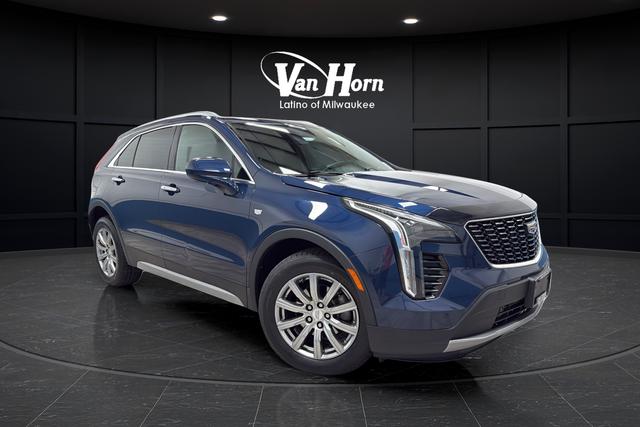 2020 Cadillac XT4 Premium Luxury for sale in Milwaukee, WI