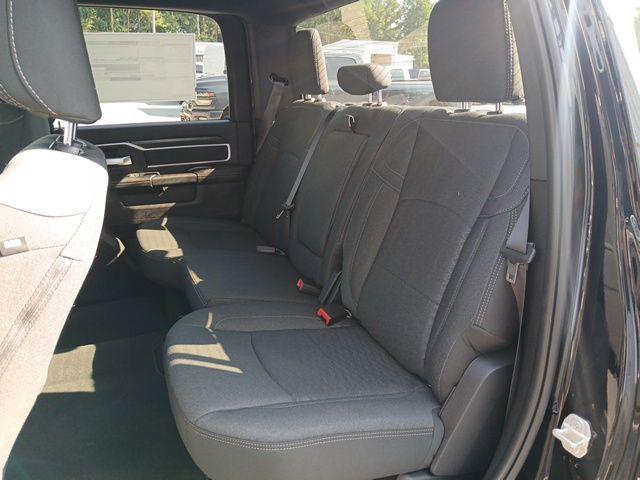 2026 Ram 3500 Big Horn Crew Cab 4x4 8 Box