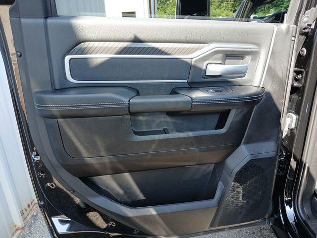 2026 Ram 3500 Big Horn Crew Cab 4x4 8 Box