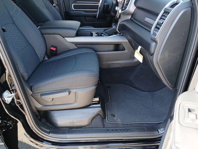 2026 Ram 3500 Big Horn Crew Cab 4x4 8 Box