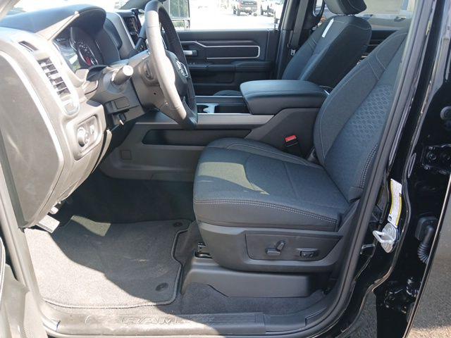 2026 Ram 3500 Big Horn Crew Cab 4x4 8 Box