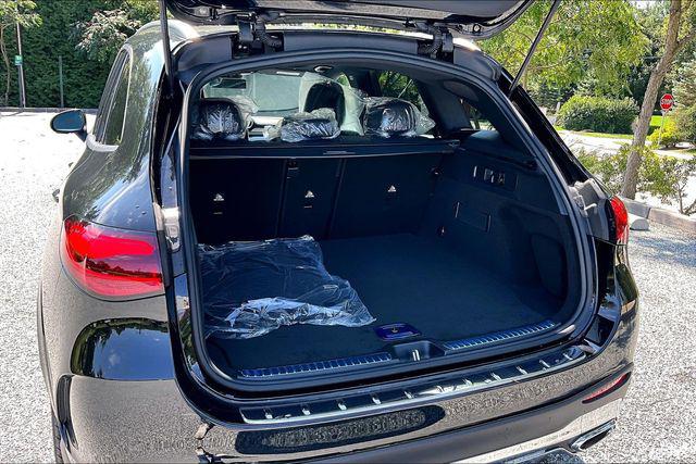 2027 Mercedes-Benz GLC GLC 300