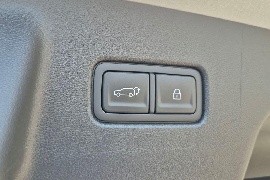 New 2026 Silver Metallic HYUNDAI Calligraphy FWD image 8