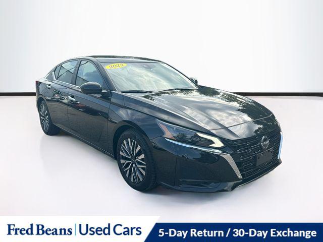 2023 Nissan Altima SV FWD for sale in Abington, PA