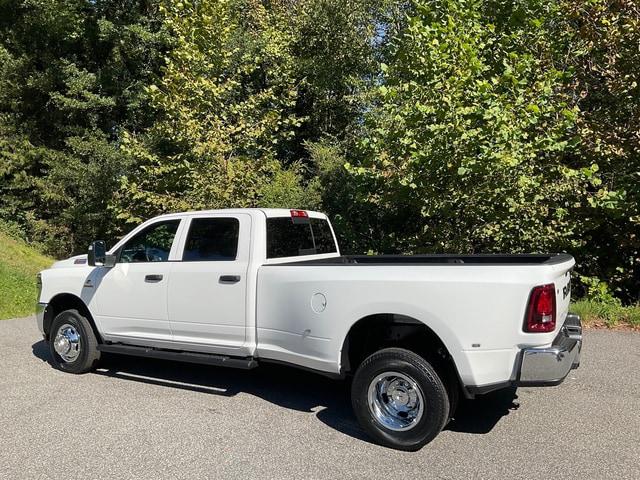 2027 Ram 3500 Tradesman
