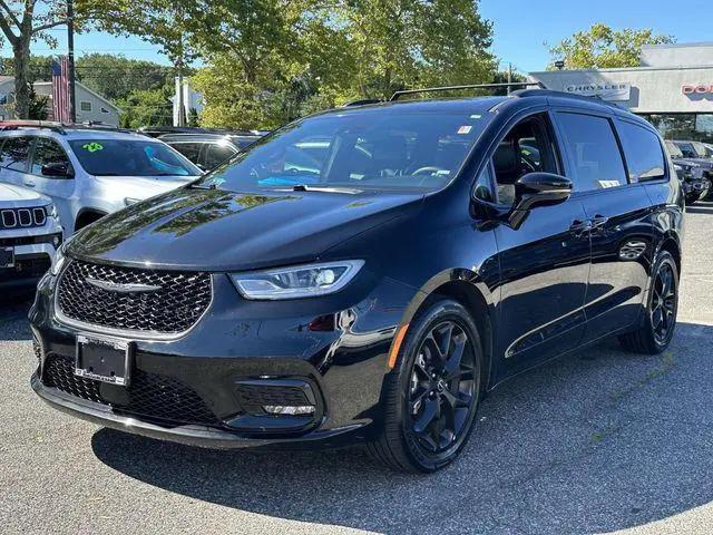 2025 Chrysler Pacifica Limited for sale in Port Jefferson Station, NY