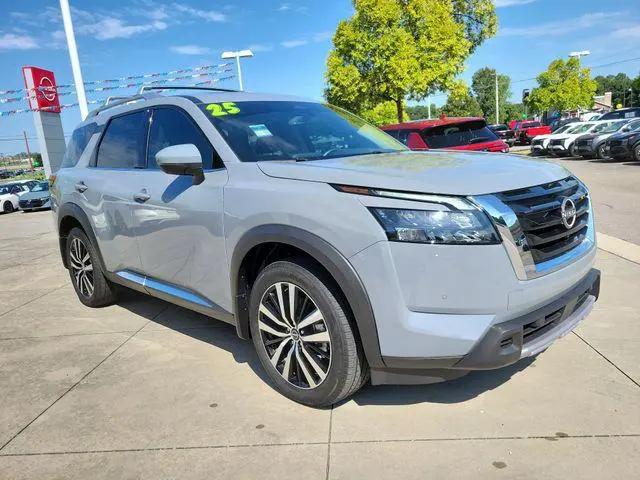 2025 Nissan Pathfinder Platinum FWD for sale in Cullman, AL