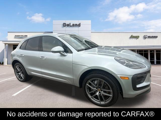 2025 Porsche Macan Base