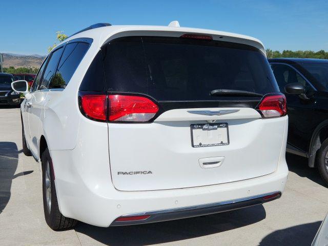 2017 Chrysler Pacifica Touring-L Plus