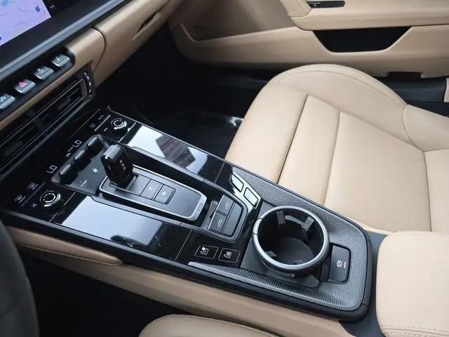 2022 Porsche 911 Targa 4 GTS