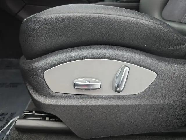 2020 Porsche Macan Macan