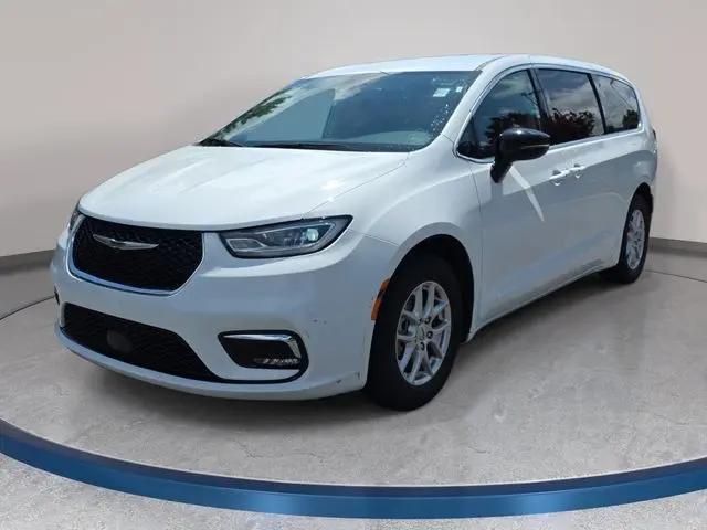 2024 Chrysler Pacifica Touring L for sale in Cary, NC