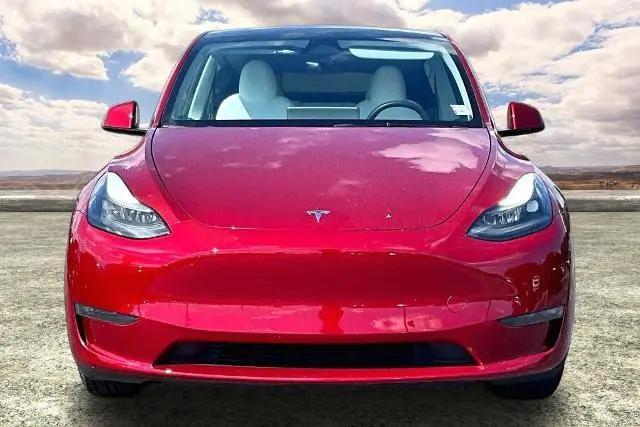 2024 Tesla Model Y Long Range Dual Motor All-Wheel Drive