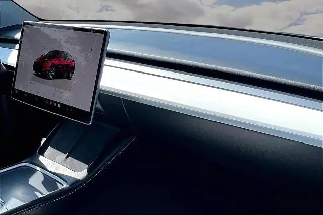2024 Tesla Model Y Long Range Dual Motor All-Wheel Drive