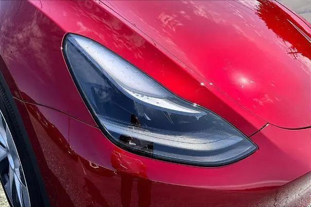 2024 Tesla Model Y Long Range Dual Motor All-Wheel Drive
