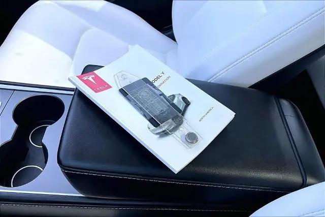 2024 Tesla Model Y Long Range Dual Motor All-Wheel Drive