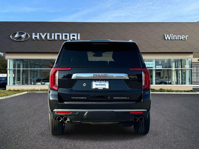 2023 GMC Yukon 4WD Denali
