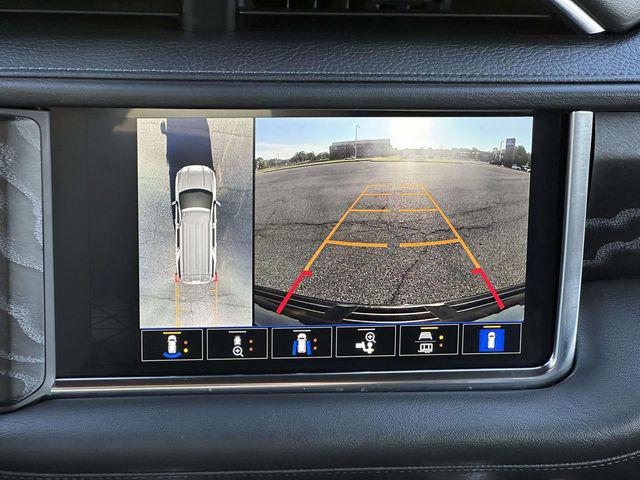 2023 GMC Yukon 4WD Denali
