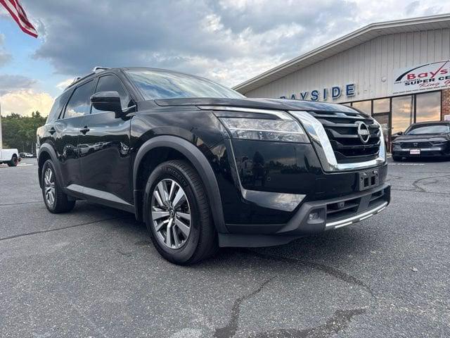 2022 Nissan Pathfinder SL 4WD 2022 Nissan Pathfinder SL 4WD