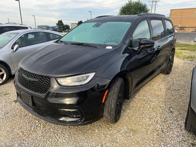 2022 Chrysler Pacifica Limited AWD for sale in West Burlington, IA